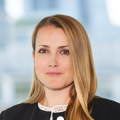 Headshot of Natalie Heawood smiling at the camera.